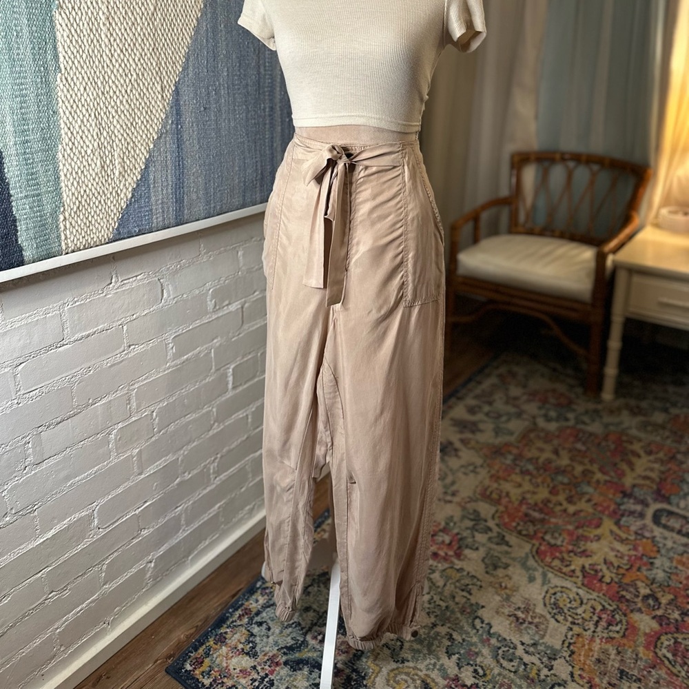 NWT Anthropologie Marrakech Nude Lightweight Tie Front Pants - Picture 2 of 16